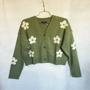 Cardigan Sweater Oversized Boxy Floral Waist Length Green Leaf Knitted Soft
